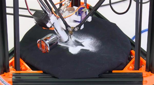 東京理工改進桌面3D打印機，用冰塊打印小型結(jié)構(gòu)和形狀